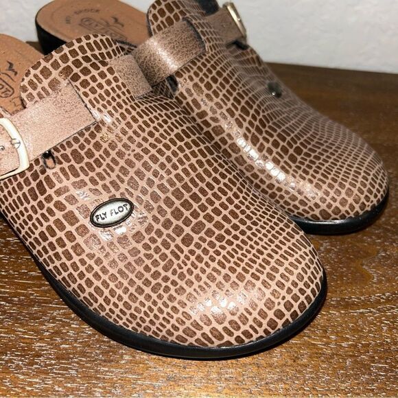 Fly Flot Leather Slip On Mule Clog Shoes - Picture 8 of 8